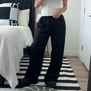 NWT Apparis Black Pull On Lightweight Wide Leg Pants